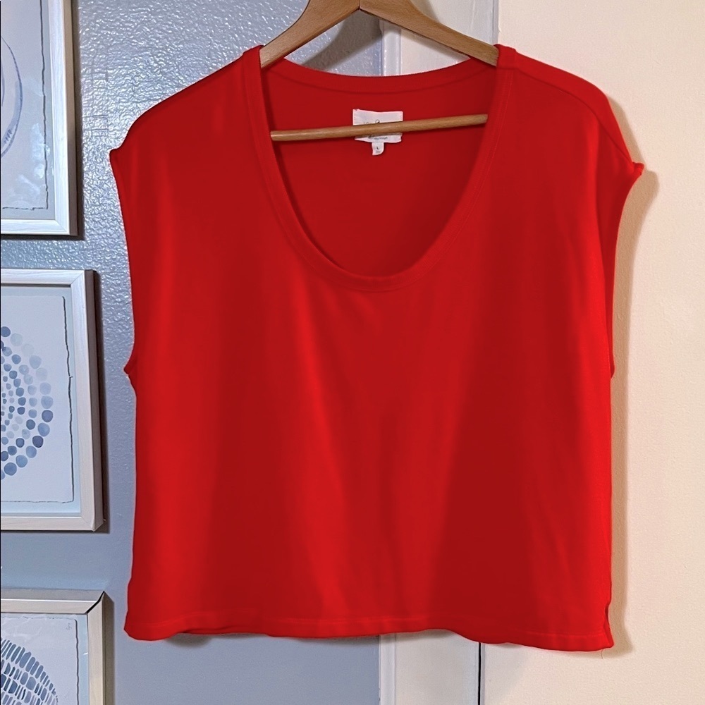 Lou & Grey Women’s Bright Red Super Soft Sleeveless Crop Top Size Large - Picture 1 of 6